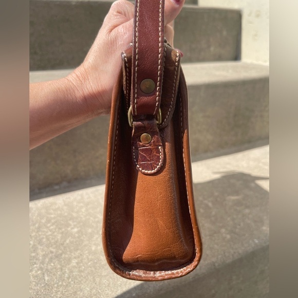 Vintage Brahmin Pecan Croc Leather Shoulder Bag - Picture 4 of 13